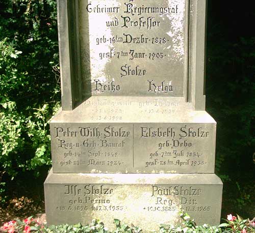 Familiengrab Stolze in Hannover Stöcken